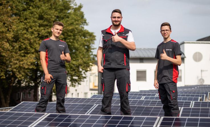 Energie-Ried-Lehrlinge haben Karrieremöglichkeiten im Haus. (Foto: Energie Ried)