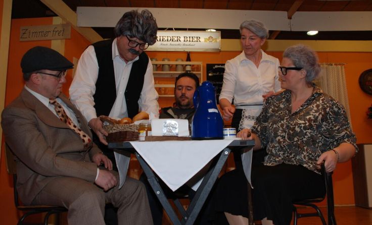 Heuer wird's in Peterskirchen kriminalistisch. (Foto: Theatergruppe Peterskirchen)