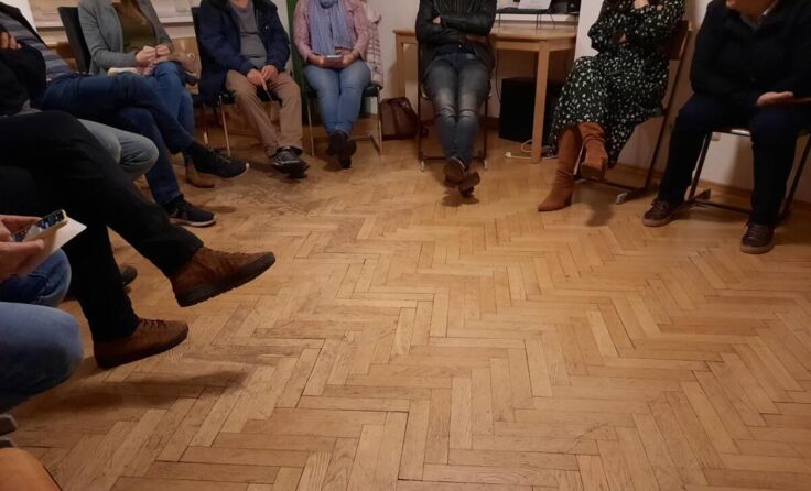 Beim treffen geht es um Austausch und Information. (Foto: A. Mayrwöger)