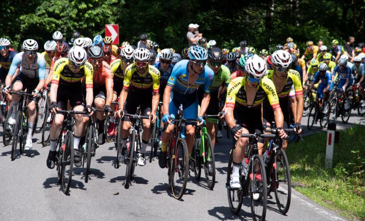 Die Spitzen des Radsports sprinten durch das Innviertel. (Foto: Eisenbauer)