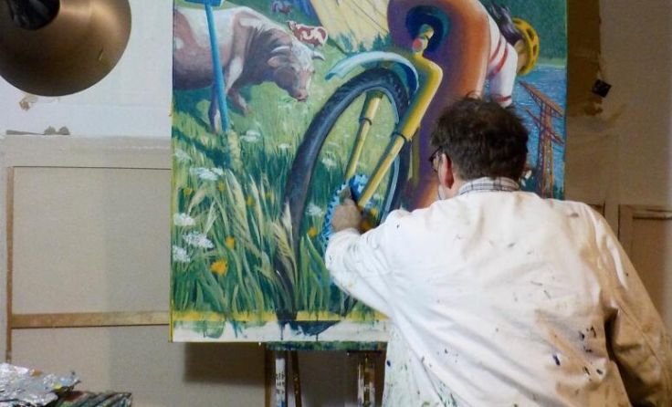 Hans Heis bei der Arbeit in seinem Atelier (Foto: Heis)