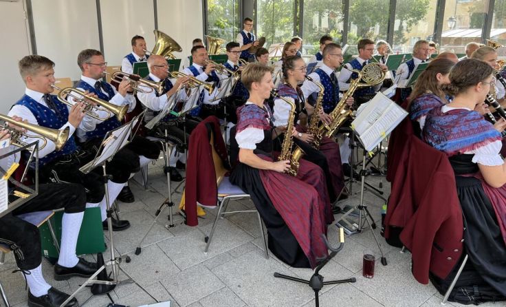 Die Marktmusik St. Martin spielt bei zahlreichen Veranstaltungen. (Foto: MMK St. Martin)