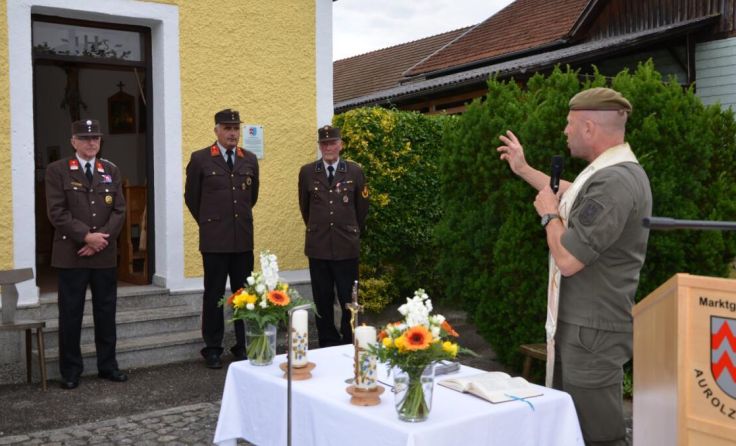 Militärsuperior Richard Weyringer segnete die renovierte Kapelle. (Foto: Gemeinde Aurolzmünster)