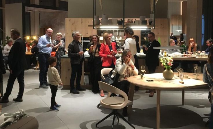 Die Ausstellungsstücke bewiesen ihre Feier-Tauglichkeit. (Foto: Tips / Horn)