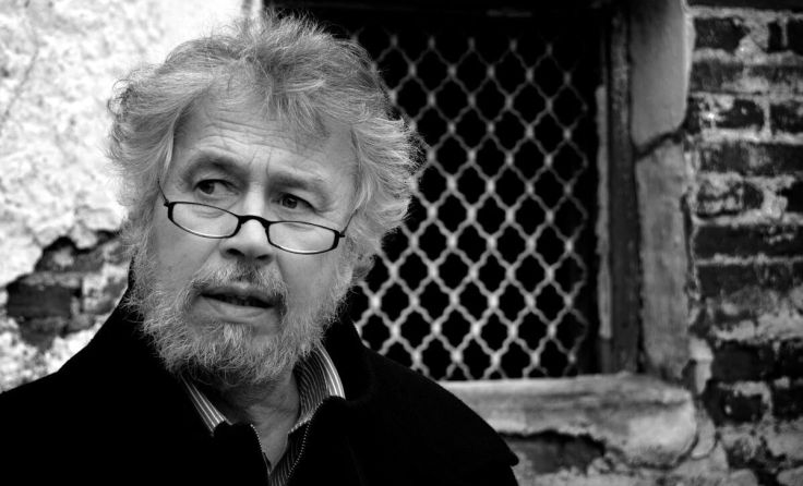 Hans Kumpfmüller präsentiert sein neues Buch im KiK. (Foto: Stephan Wohlmuth)