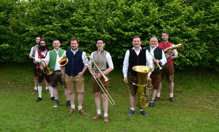 BHB (Bier Hendl Blasmusik) spielen beim Frühschoppen auf. (Foto: Stefan Klambauer)
