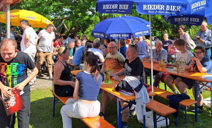 Rund 450 Besucher hatten beim Lebenshilfe-Sommerfest ihren Spaß. (Foto: Mario Friedl)
