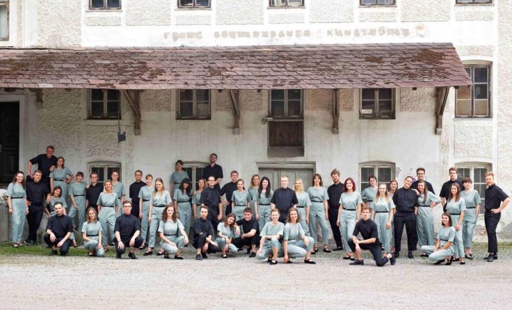 Die Academy Singers treten in der Stiftskirche Reichersberg auf. (Foto: Nadja Affenzeller)