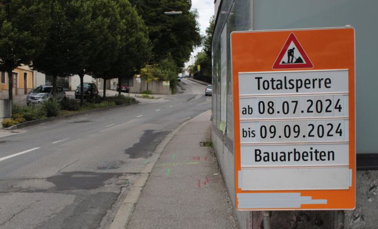 Zwei Monate lang kann der Kapuzinerberg in Ried nicht befahren werden. (Foto: Tips / Horn)