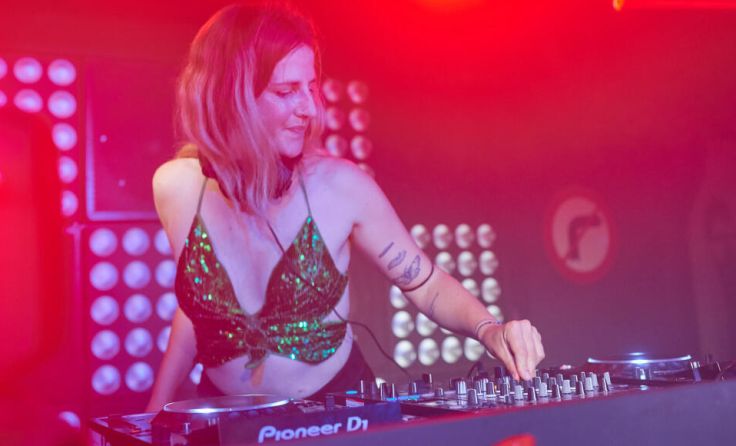 Glitzer Flitzer wird beim Queer Clubbing die Tanzfläche füllen. (Foto: Lothar Prokop)