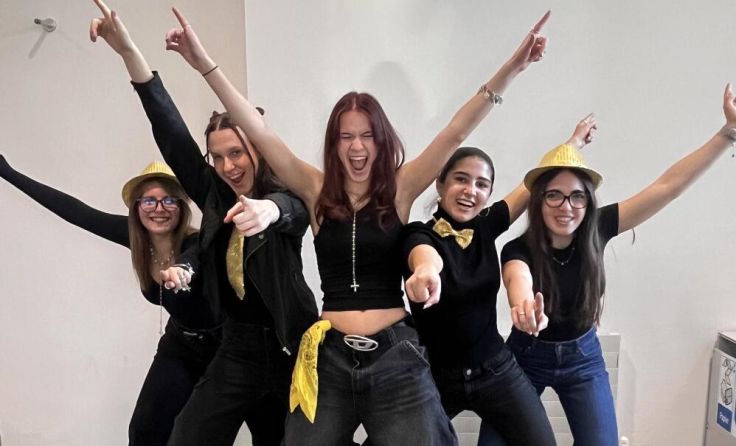 Das Organisationsteam, voll motiviert und bestens gelaunt (Foto: Marie Schneiderbauer)