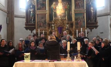 Lieder zur Passion in der Pfarrkirche St. Marienkirchen am Hausruck