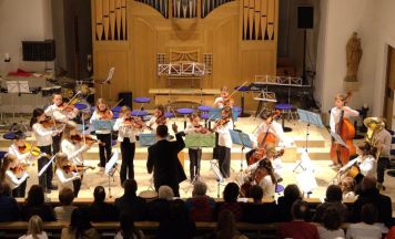 Brucknerbundorchester Ried spielt mit jugendlicher Verstärkung