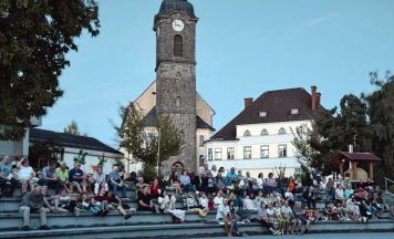 Sommerkino am Dorfplatz Lambrechten