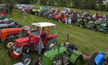 Oldtimerfrühschoppen beim Seifried in Krammern