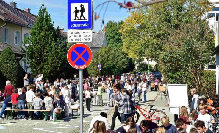 Die Beethovenstraße gehörte den Schülern. (Foto: Gymnasium Ried)