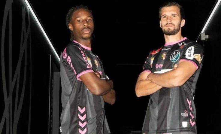 Das dritte Trikot der SV Ried kommt nicht bei allen Fans gut an. (Foto: SVR)