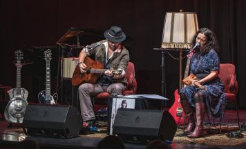 Blues-Duo Meena Cryle und Chris Fillmore gastiert in Neuhofen