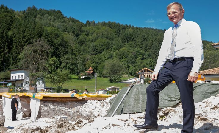 Landeshauptmann Thomas Stelzer besichtigte die Ausgrabungen in Oberranna. Foto: Land OÖ/Kauder