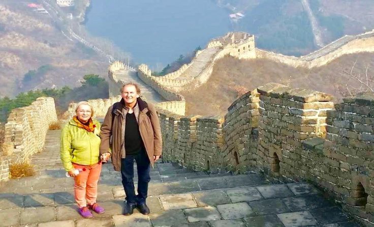 Gerhard Gruber und seine Frau auf der Chinesischen Mauer