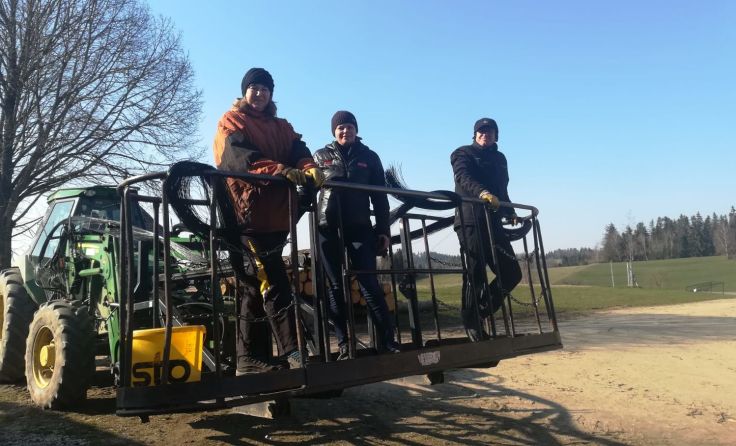 Freunde halfen bisher bei den Arbeiten Anfang April aus. Foto: Bräuer
