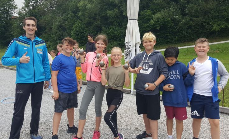 Eine der Sportarten, die die Schüler kennenlernen durften, war Petanque. (Foto: MS Haslach)