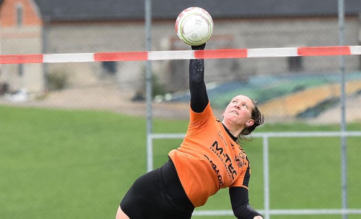Nina Steininger zeigt vollen Einsatz. (Foto: Manfred Lindorfer)