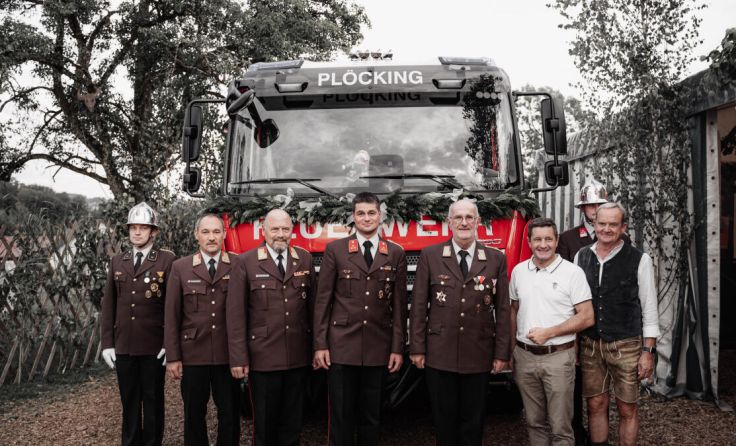 Segnung des Tanklöschfahrzeuges der FF Plöcking (Foto: FF Plöcking)