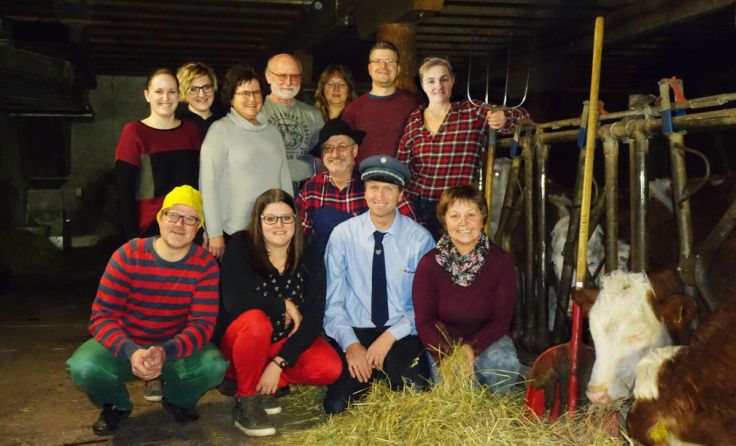 Auf ungewohntes Terrain begibt sich die Theatergruppe Pfarrkirchen. (Foto: Albert Krenn)