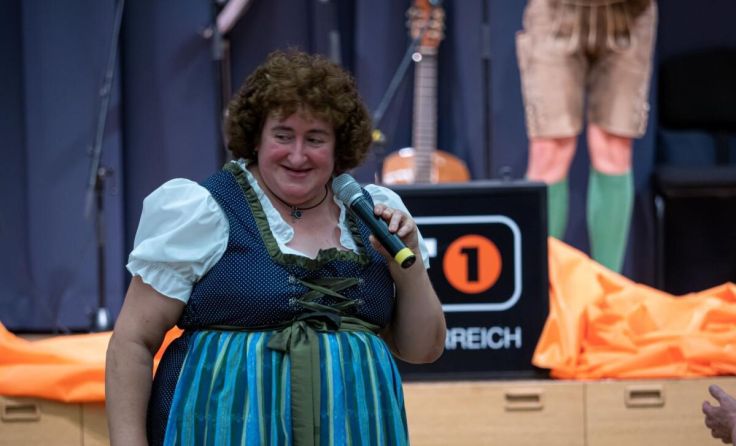 Renate Maier ist ein Garant für einen lustigen Abend. (Foto: VO-Show)