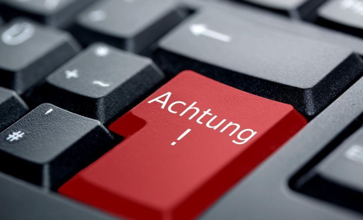 Mit einem Klick kann man Betrügern auf den Leim gehen. (Foto: IckeT - stock.adobe.com)