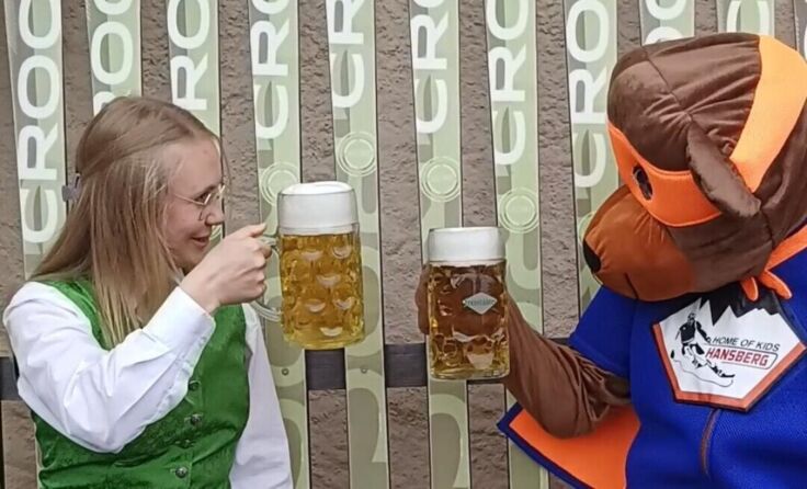 Ein Prost auf das Oktoberfest am Hansberg! (Foto: SSU St. Johann)