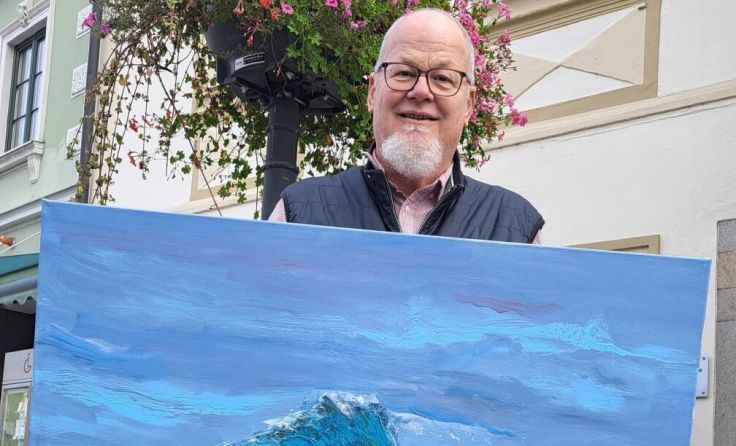 Die Liebe zu Wasser und Bergen spiegelt sich in Christian Ruckerbauers Werken wider. (Foto: Hanner)