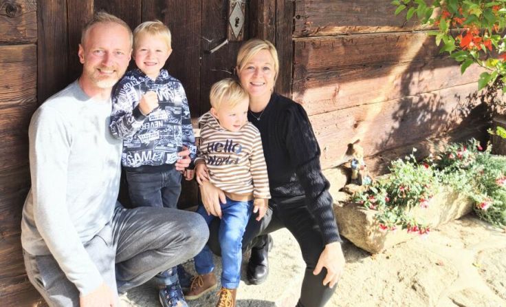 Gerald und Simone Draxler mit ihren Söhnen Jonathan (2.v.l.) und Matthias (Foto: privat)
