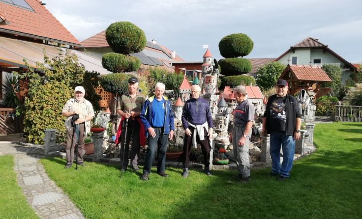 Jeden Monat wandert die Herzgruppe gemeinsam im Bezirk. (Foto: privat)