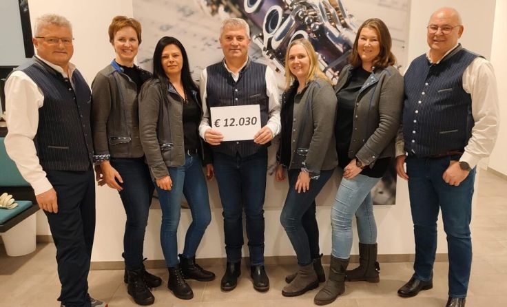 Sieben Stimmen öffneten die Herzen der Zuhörer. (Foto: Die Chorreichen 7)