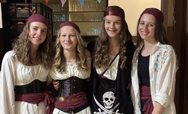 Am Gschnas in Niederkappel kann man vielleicht auch Piratinnen treffen. (Foto: privat)