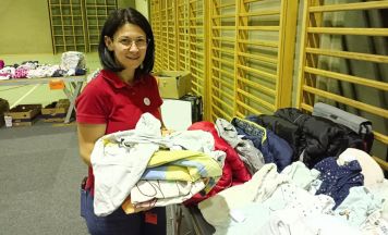 Kinder neu ausstatten am Basar in Neufelden