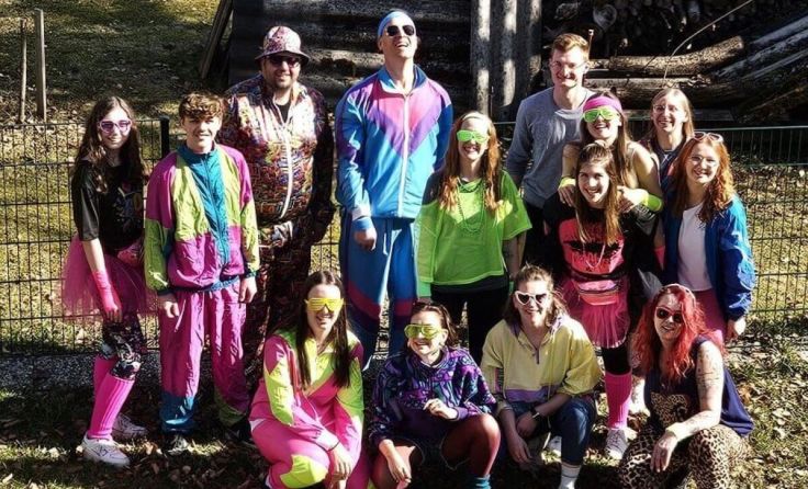 Wer mag, kann gern im 80er-Outfit kommen. (Foto: MV Neustift)