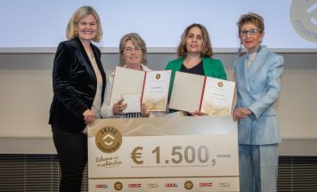 Daheim Betreut Award 2026: Ana-Maria Biris aus Hofkirchen ausgezeichnet