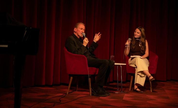 Gerhard Gruber im Interview für das Filmarchiv Austria (Foto: Filmarchiv Austria/Severin Dostal)