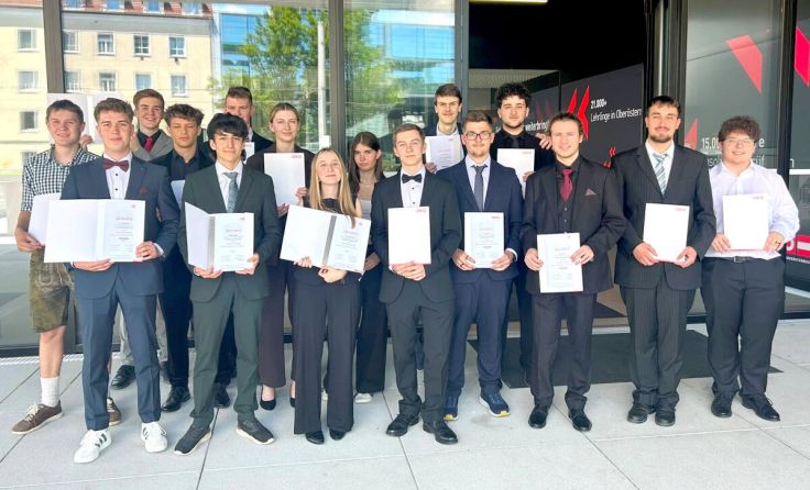 Die Absolventen der TFS Haslach legten die Lehrabschlussprüfungen ab. (Foto: TFS Haslach)