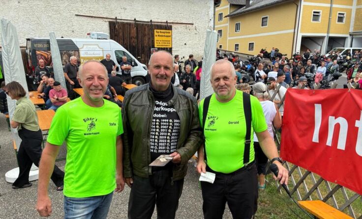 Ehrung für Rekordhalter Felix Gumpenberger (Mitte) (Foto: privat)