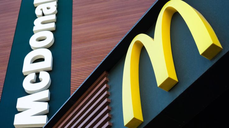 McDonald's plant neues Restaurant im Einkaufspark Walding