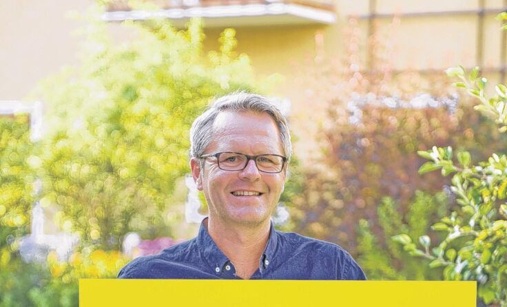 Gerald Klement freut sich über sein buntes Team