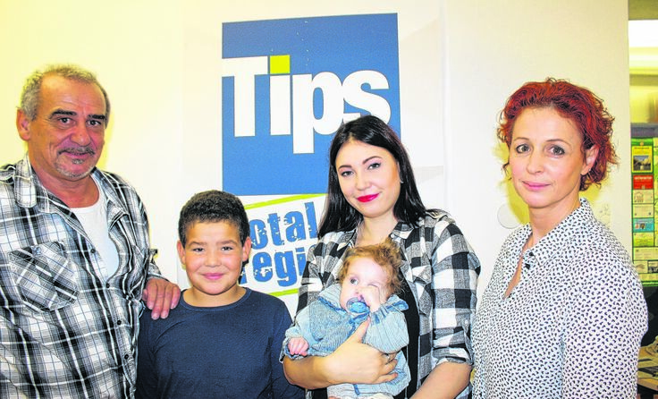 Von links: Peter Harringer und sein Sohn Angelo, Mama Sylvia Kröll mit Fynn und Ilona Karmasch
