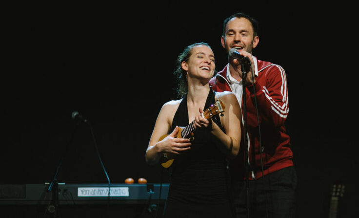 Christina Scherrer und Jakob Beubler spielen ihr Programm erstmals in OÖ.