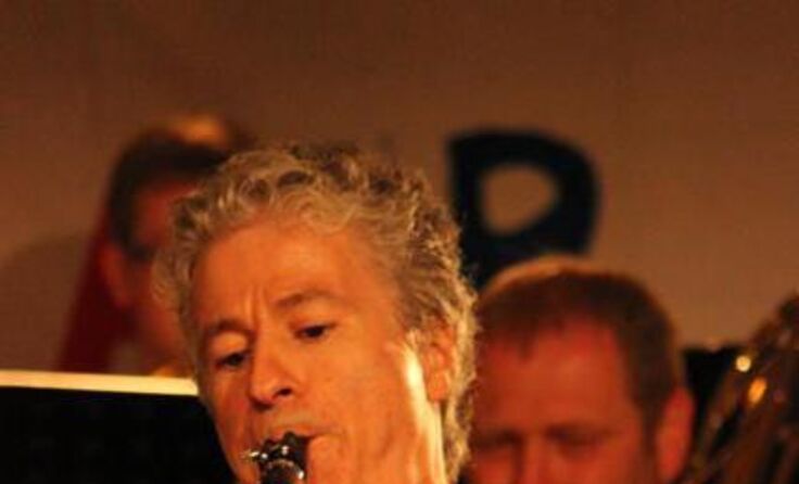 Die MVA Big Band lässt wieder von sich hören und gibt ein grooviges Geburtstagskonzert.