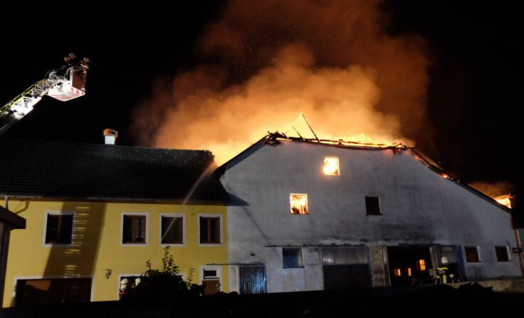 Die Scheune in Nößlbach ist völlig abgebrannt. Foto: Feuerwehr Rohrbach