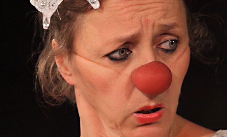 Vom Wiener Theater Olé ans Rohrbacher Gymnasium: Verena Vondrak ist Donna Quichotte. Foto: Zeitl